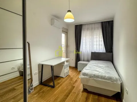 Rent, three bedroom apartment, 93m², Central Point, Podgorica - image 14