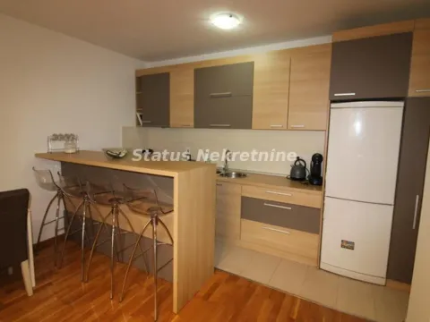 Izdavanje, trosoban stan, 63m², Socijalno, Novi Sad Sve Podlokacije - image 2