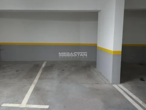 Rent, parking/garage, 13m², Gradska Bolnica, Zvezdara Sve Podlokacije - image 2