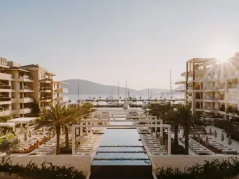 Sale, one bedroom apartment, 80m², Porto Montenegro, Tivat - image 10