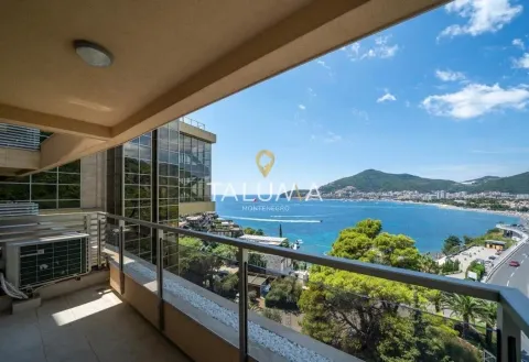 Izdavanje, trosoban stan, 150m², Bečići, Budva - image 9