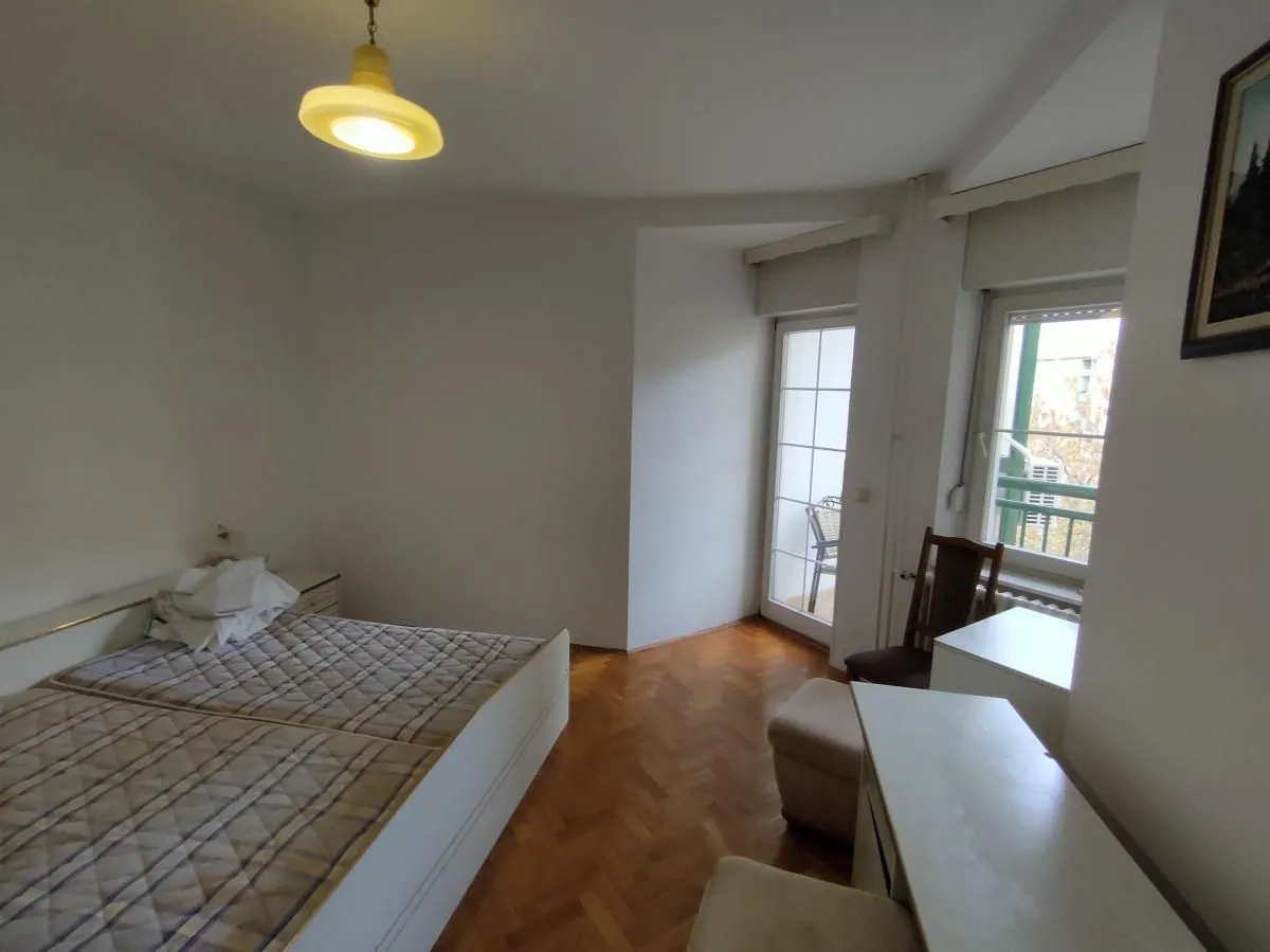 Prodaja, trosoban stan, 103m², Centar, Novi Sad