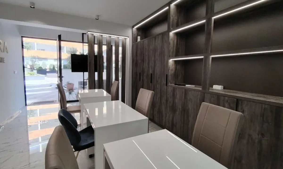 Rent, office space, 44m², Centar, Budva