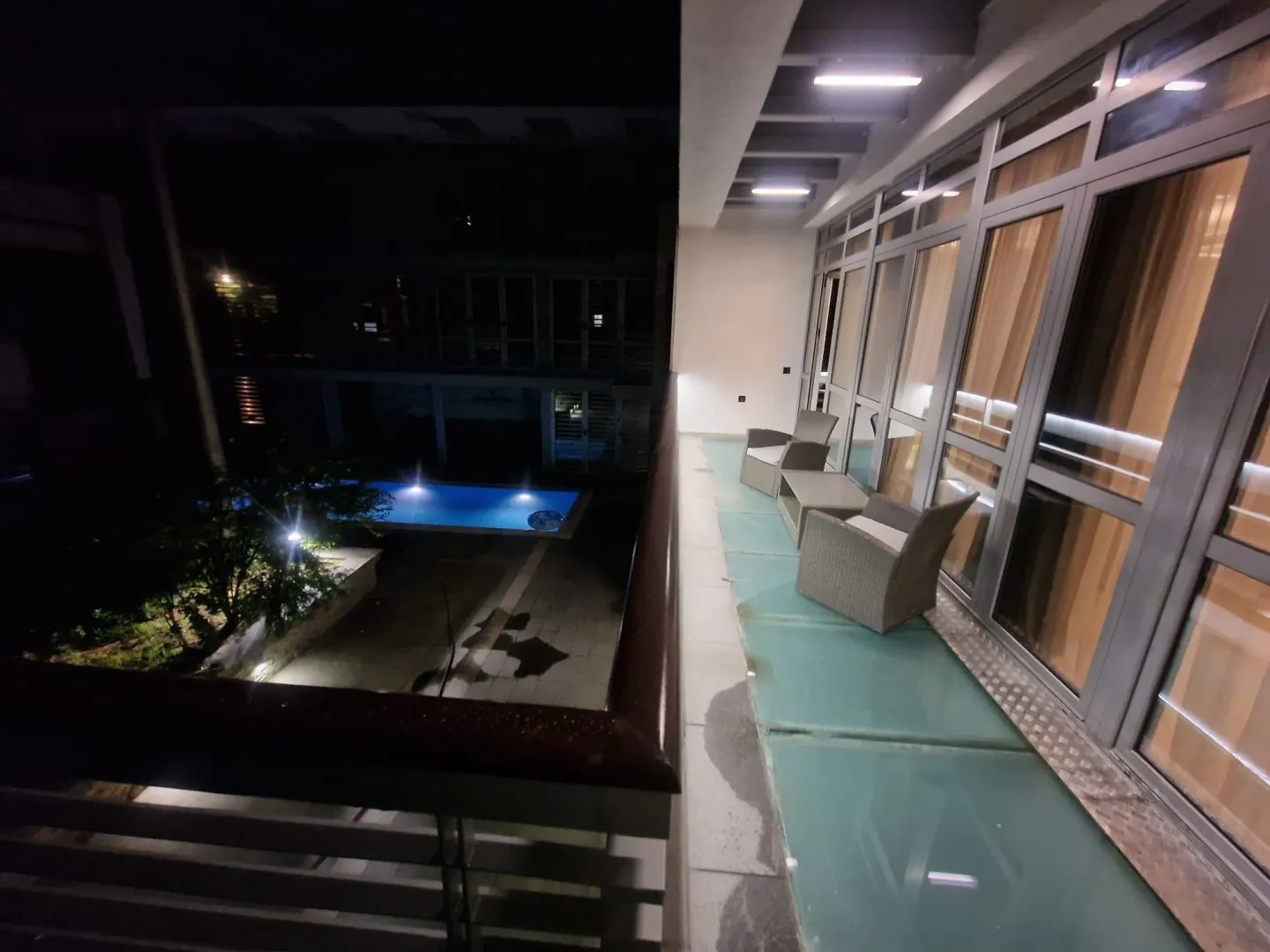 Izdavanje, četvorosoban stan, 148m², Dedinje Sve Podlokacije, Beograd
