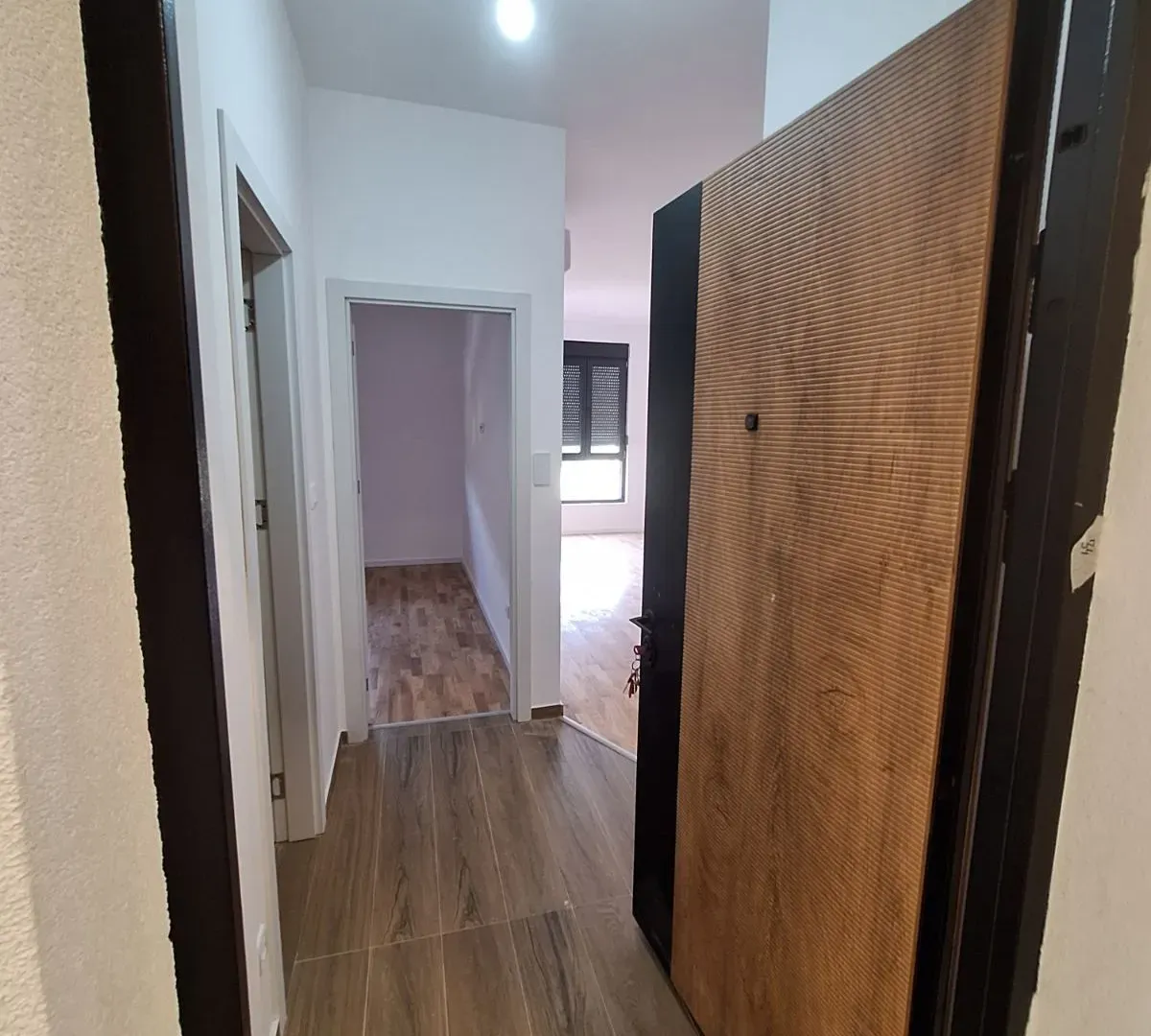 Prodaja, stan, 45m², Tološi, Podgorica
