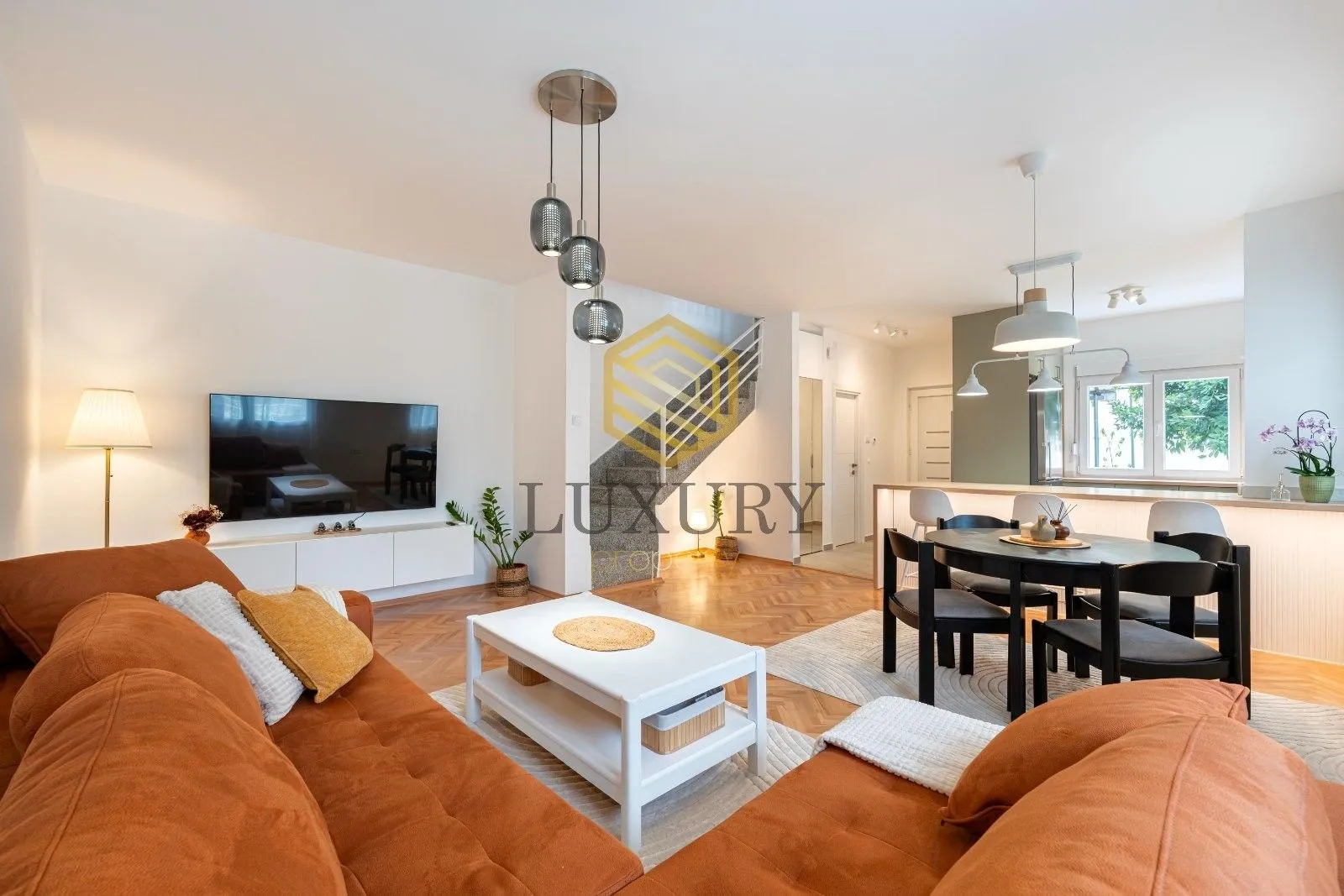 Rent, house, 100m², Dalmatinska ulica, Podgorica