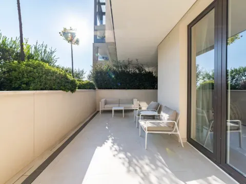 Prodaja, jednosoban stan, 88m², Porto Montenegro, Tivat - image 12