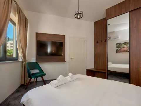 Stan-na-dan, trosoban stan, 79m², Bečići, Budva - image 7