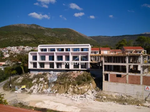 Prodaja, garsonjera, 28m², Tivat, Crna Gora - image 9