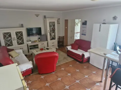 Sale, two bedroom apartment, 85m², Prčanj, Kotor - image 21