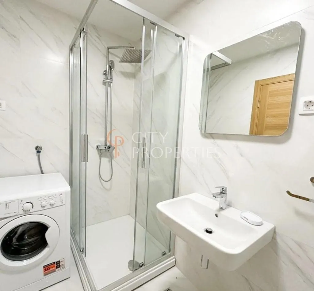 Izdavanje, jednosoban stan, 45m², New City, Podgorica