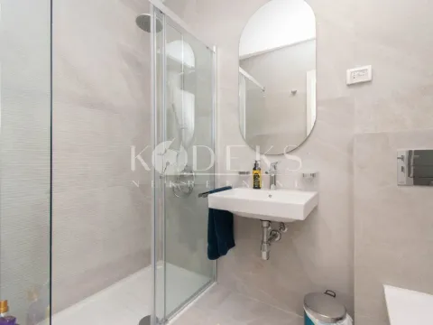 Izdavanje, jednosoban stan, 39m², Central Point, Podgorica - image 9