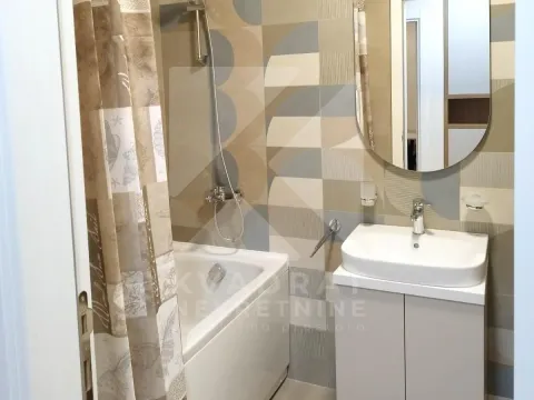 Rent, one bedroom apartment, 45m², Tuški Put, Podgorica - image 8