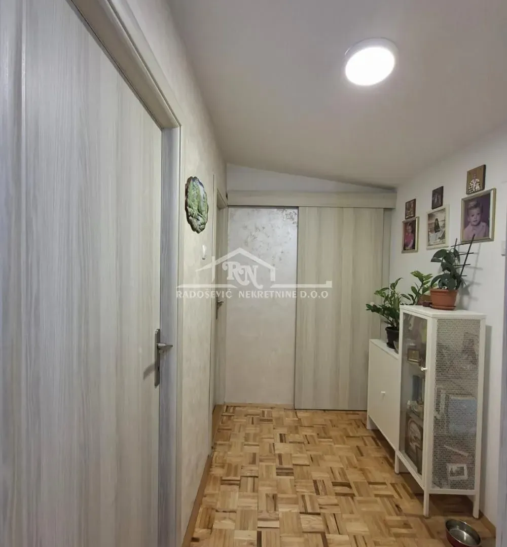 Prodaja, trosoban stan, 63m², Rakovica, Beograd