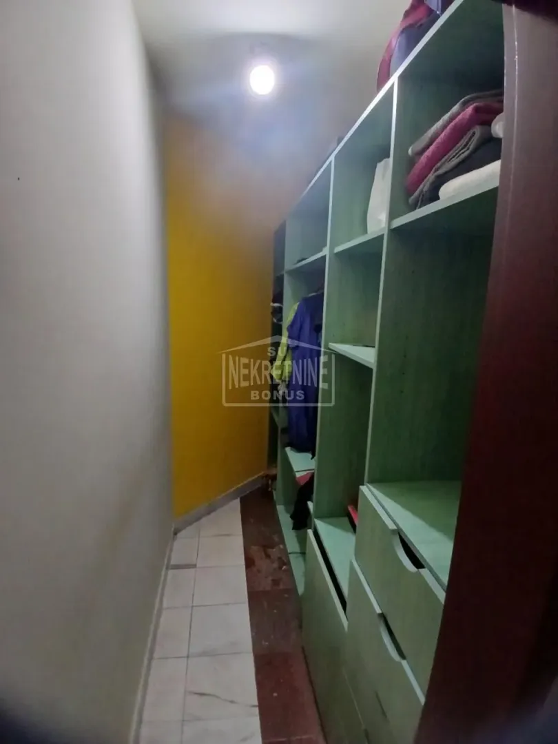 Sale, house, 389m², Mali Bajmok, Subotica