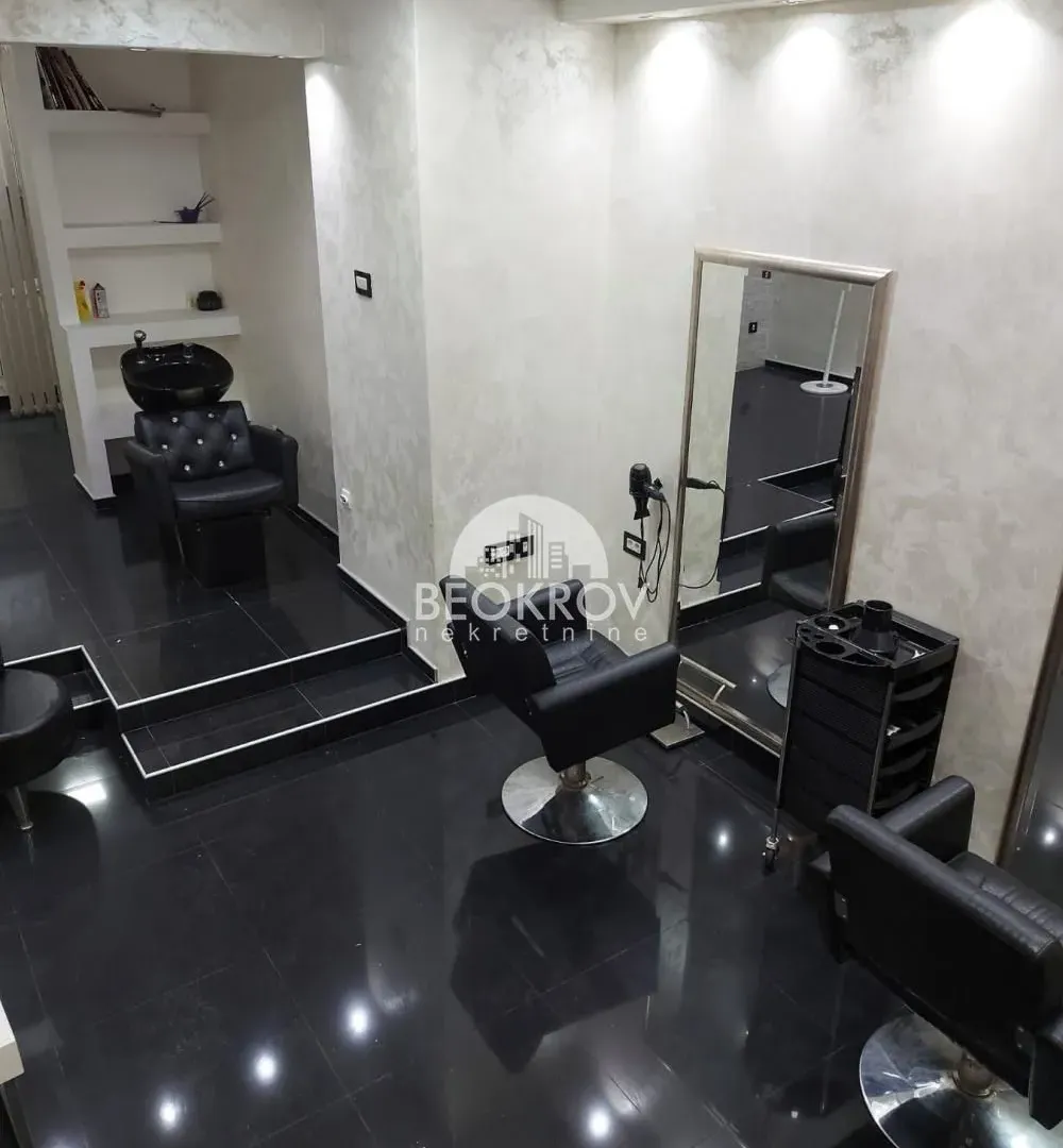 Izdavanje, poslovni prostor, 38m², Stari Grad, Beograd