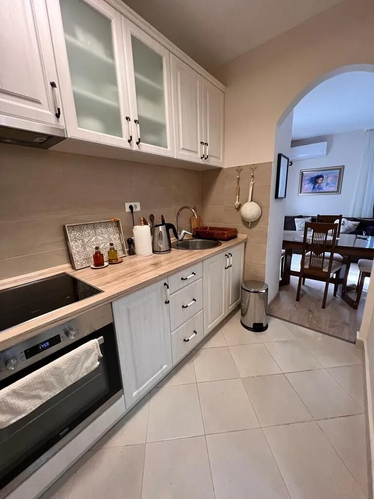 Sale, studio apartment, 33m², Centar, Budva
