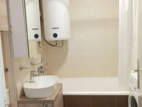 Izdavanje, dvosoban stan, 60m², Bulevar Oslobodjenja, Novi Sad Sve Podlokacije - image 6