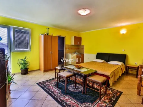 Prodaja, kuća, 420m², Šušanj, Bar - image 6