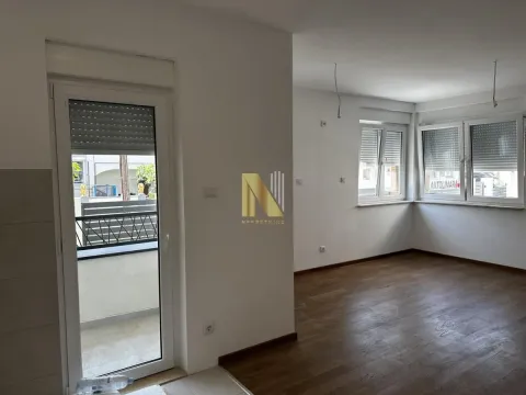 Prodaja, dvosoban stan, 48m², Telep, Novi Sad Sve Podlokacije