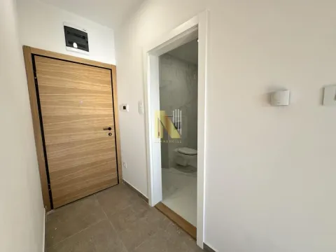 Izdavanje, jednosoban stan, 42m², Avijatičarsko naselje, Novi Sad Sve Podlokacije - image 7