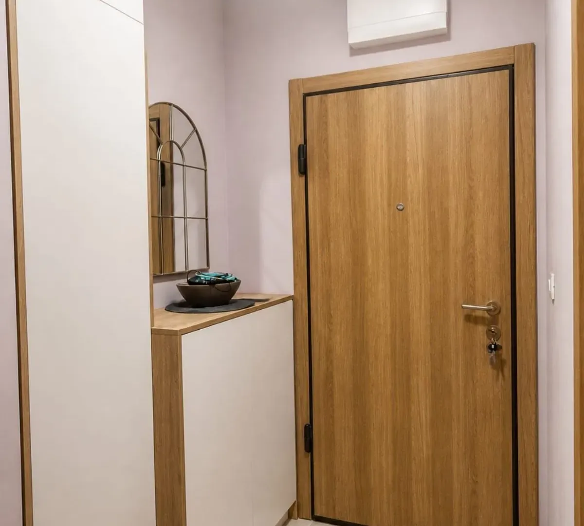 Izdavanje, jednosoban stan, 45m², New City, Podgorica