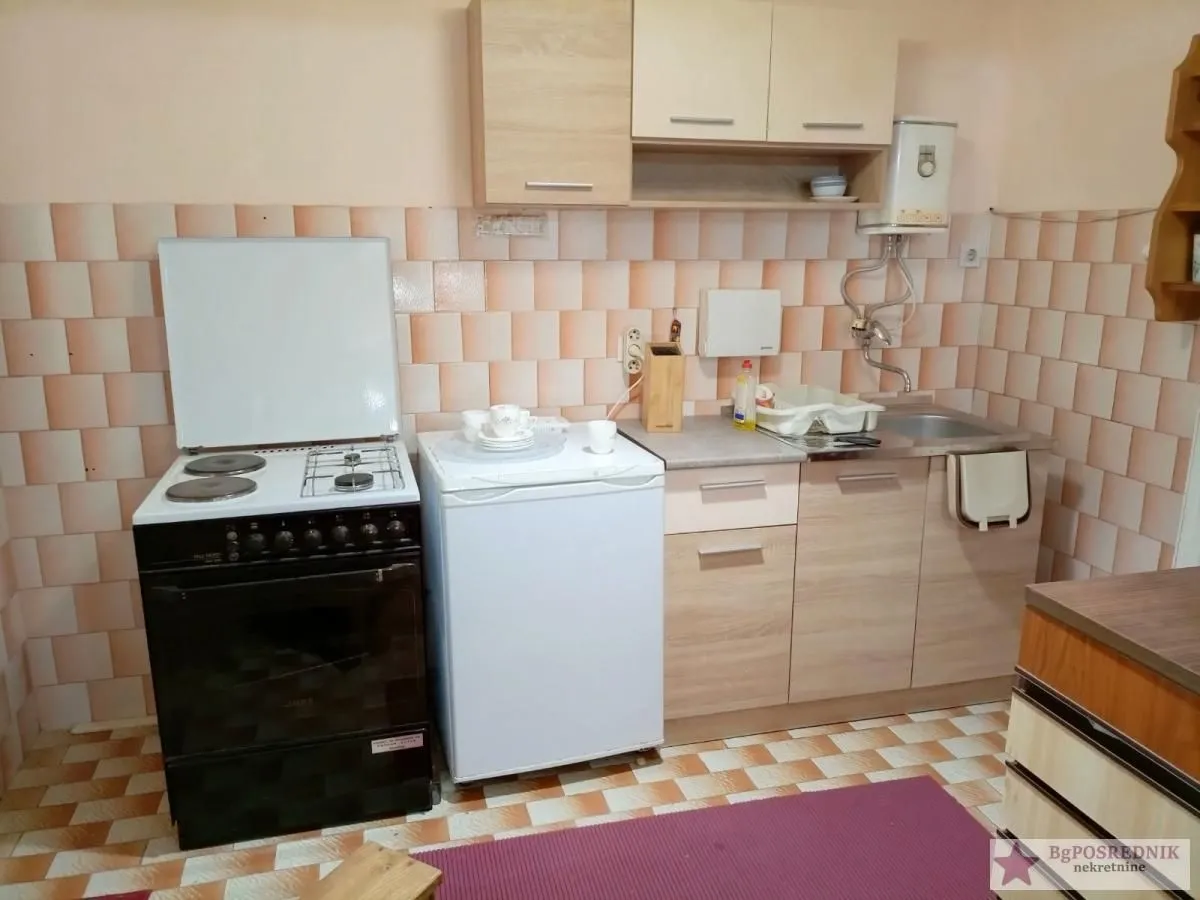 Prodaja, kuća, 280m², Novi Slankamen, Inđija