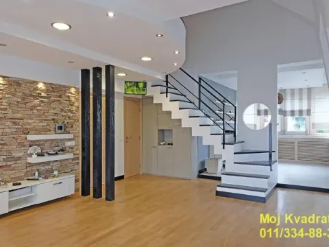 Prodaja, četvorosoban stan, 130m², Vračar Hram, Vračar Sve Podlokacije - image 3