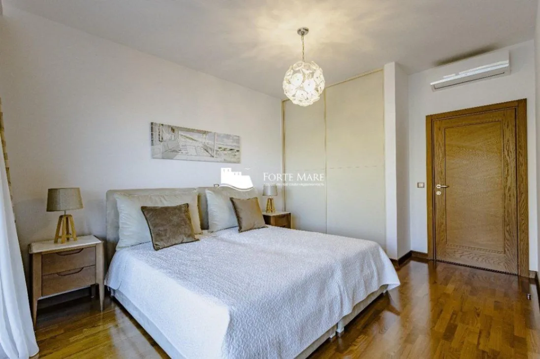 Sale, house, 359m², Stoliv, Kotor
