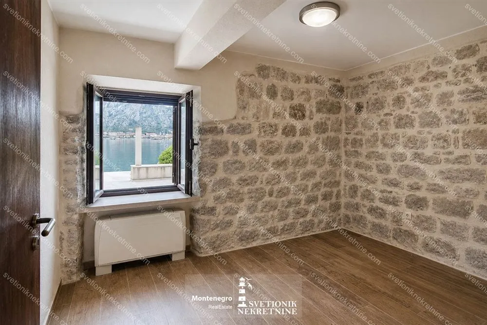 Prodaja, kuća, 130m², Muo, Kotor