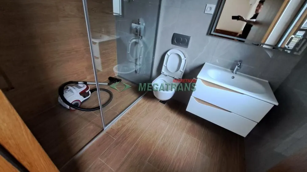 Izdavanje, četvorosoban stan, 90m², Bulevar Evrope, Novi Sad Sve Podlokacije