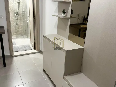 Izdavanje, jednosoban stan, 50m², Centar, Tivat - image 7