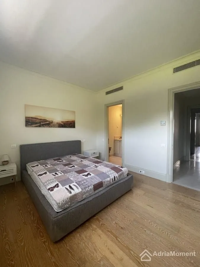 Prodaja, dvosoban stan, 115m², Porto Montenegro, Tivat