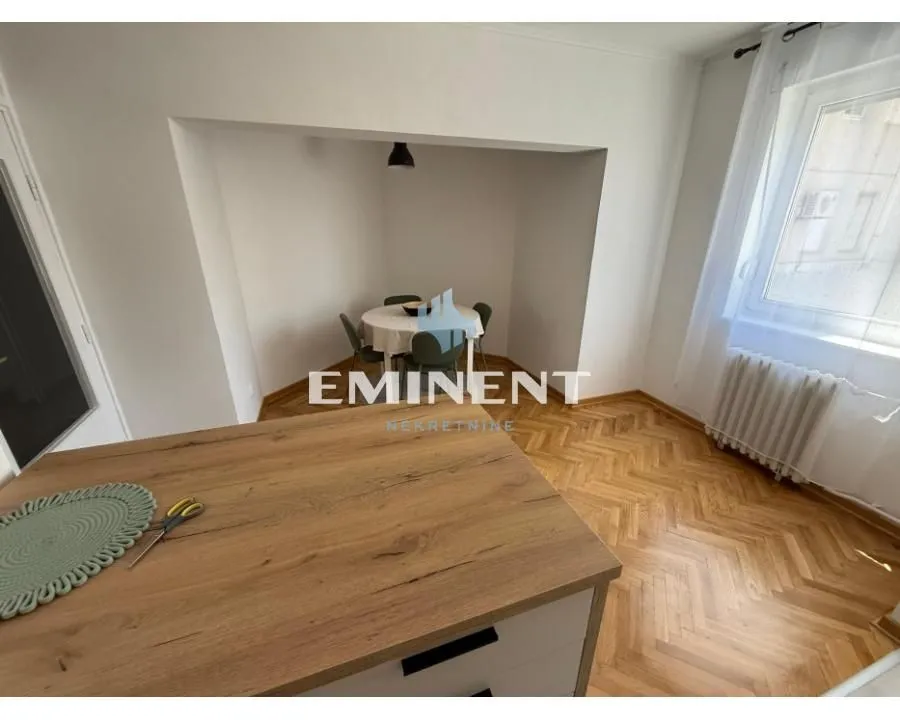 Rent, three bedroom apartment, 90m², Novi Beograd Sve Podlokacije, Beograd