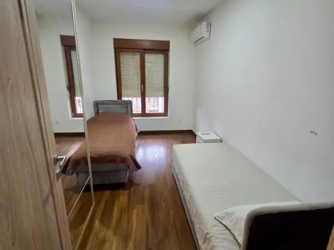 Rent, two bedroom apartment, 72m², City Kvart, Podgorica - image 5