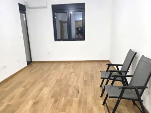 Rent, one bedroom apartment, 47m², New City, Podgorica - image 5