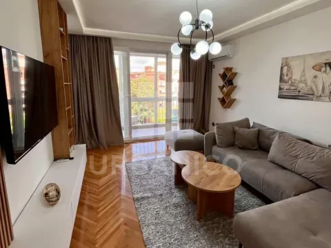 Izdavanje, dvosoban stan, 65m², Baston, Podgorica - image 2