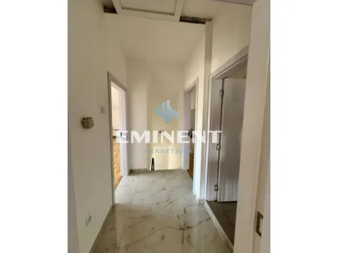 Izdavanje, četvorosoban stan, 130m², Severni Bulevar, Zvezdara Sve Podlokacije - image 11