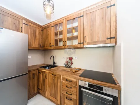 Izdavanje, jednosoban stan, 49m², Central Point, Podgorica - image 6