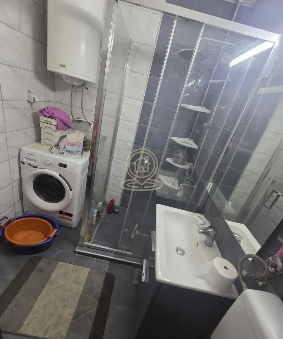 Prodaja, trosoban stan, 73m², Medijana, Niš
