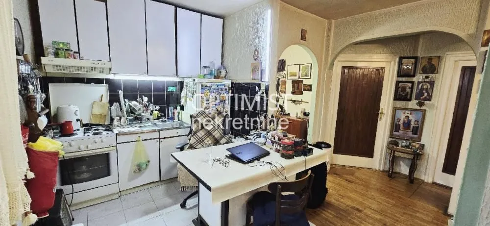 Prodaja, trosoban stan, 64m², Karaburma, Palilula Sve Podlokacije
