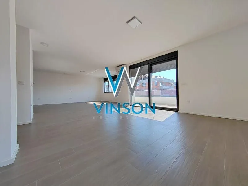 Izdavanje, poslovni prostor, 168m², Telep, Novi Sad Sve Podlokacije