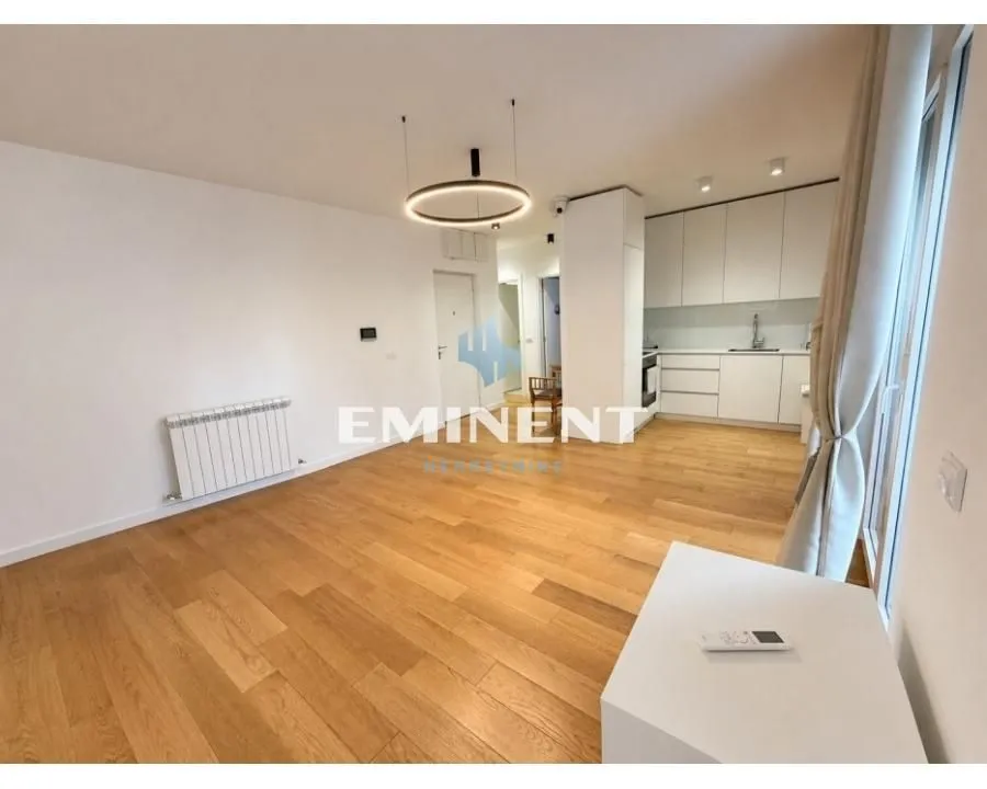 Rent, three bedroom apartment, 72m², Južni Bulevar, Vračar Sve Podlokacije