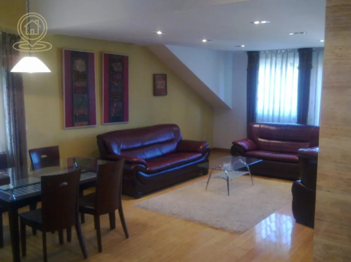 Izdavanje, trosoban stan, 100m², Savski Venac, Beograd