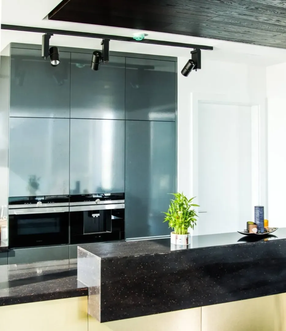 Sale, two bedroom apartment, 168m², Bečići, Budva