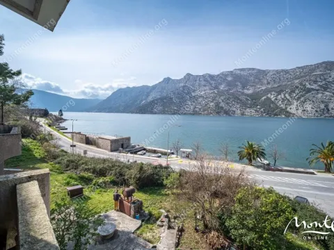 Prodaja, dvosoban stan, 64m², Risan, Kotor - image 28