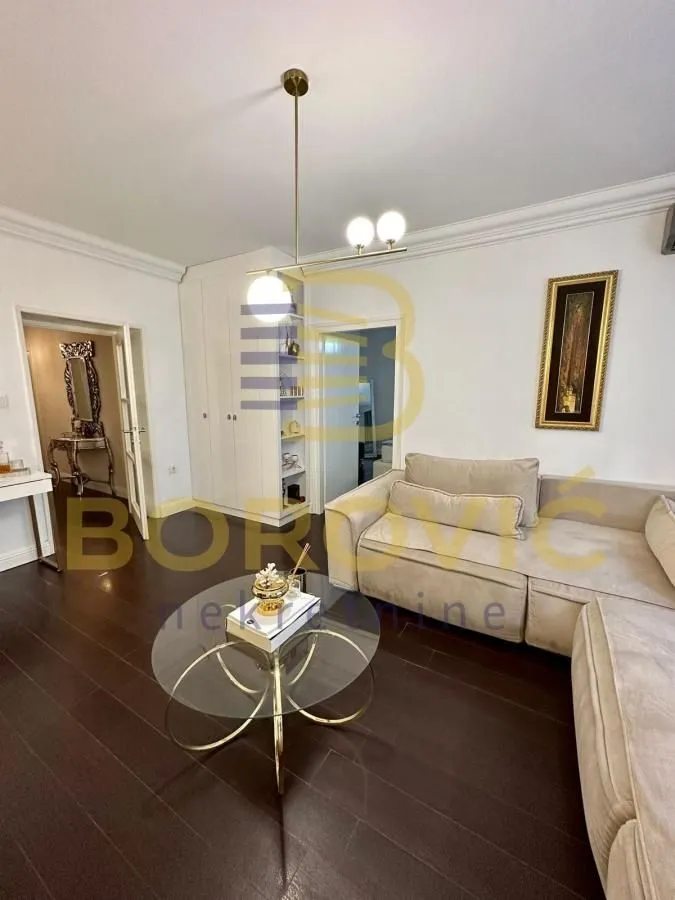 Rent, two bedroom apartment, 64m², Savski Venac, Beograd