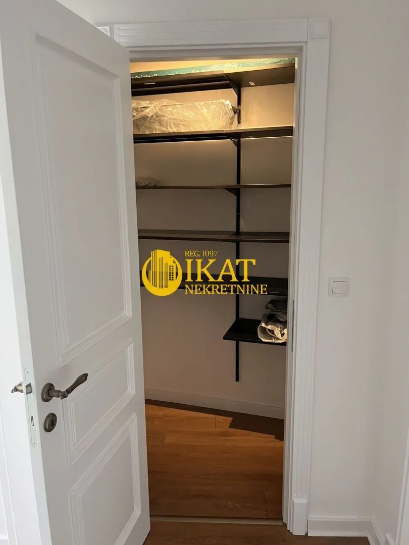 Izdavanje, jednosoban stan, 59m², Stari Grad, Beograd