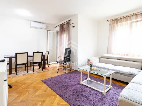 Izdavanje, dvosoban stan, 74m², City Kej, Podgorica - image 2