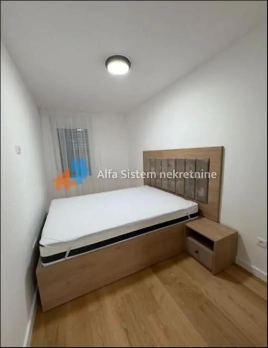 Rent, apartment, 38m², Đeram Pijaca, Beograd